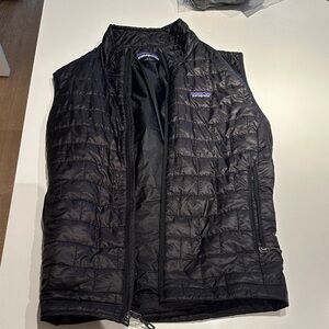Patagonia Black Quilted Vest